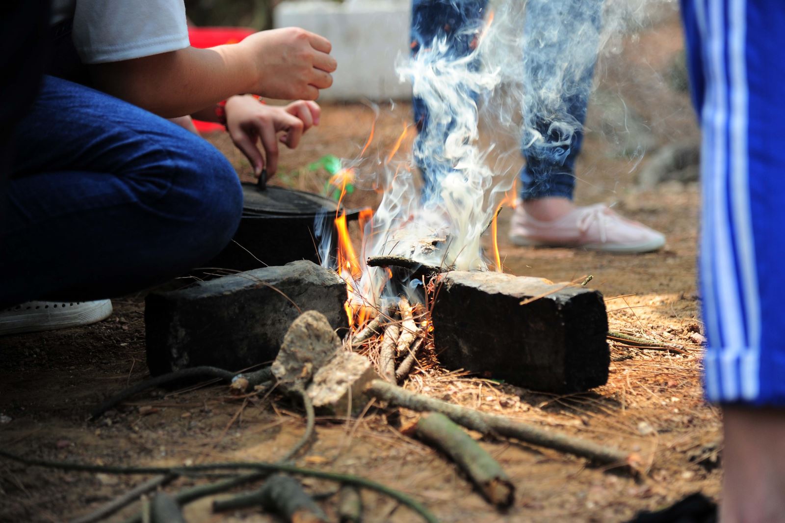 Kĩ năng sinh tồn nơi rừng sâu