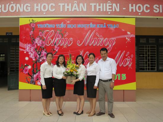 Chúc mừng thủ thư Thư viện Tiểu học!